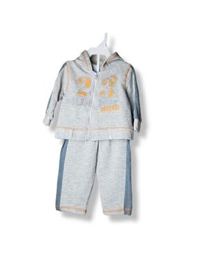 𝅺Boys Carter's 2 Piece Matching Set NWT